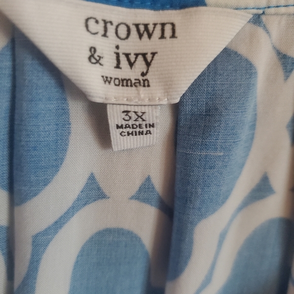 3X Crown & Ivy Paterned Top - Picture 3 of 4